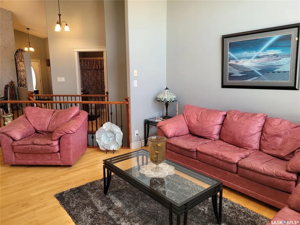 406 Bolton Place Saskatoon SK S7T 0A2