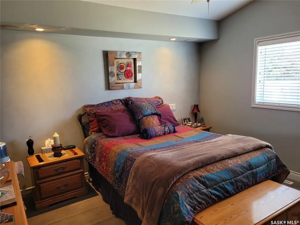 406 Bolton Place Saskatoon SK S7T 0A2