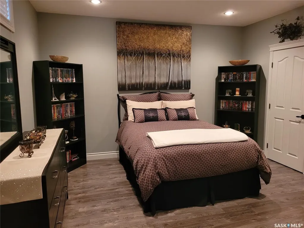 406 Bolton Place Saskatoon SK S7T 0A2