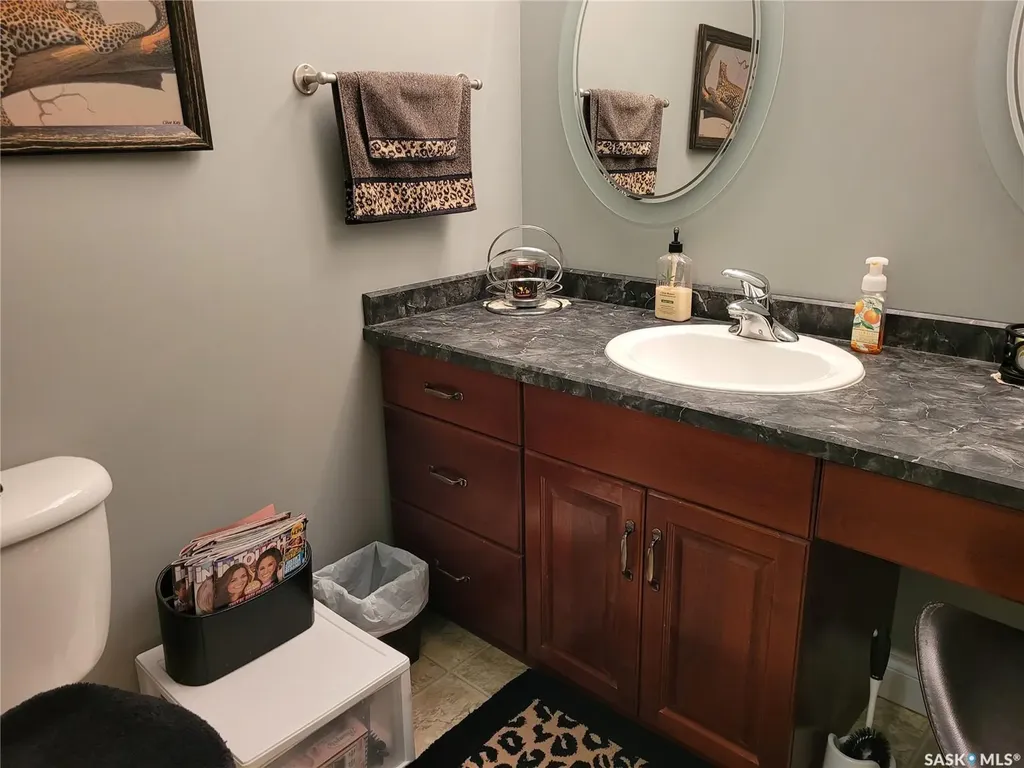 406 Bolton Place Saskatoon SK S7T 0A2