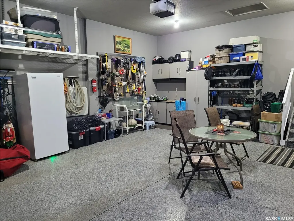 406 Bolton Place Saskatoon SK S7T 0A2