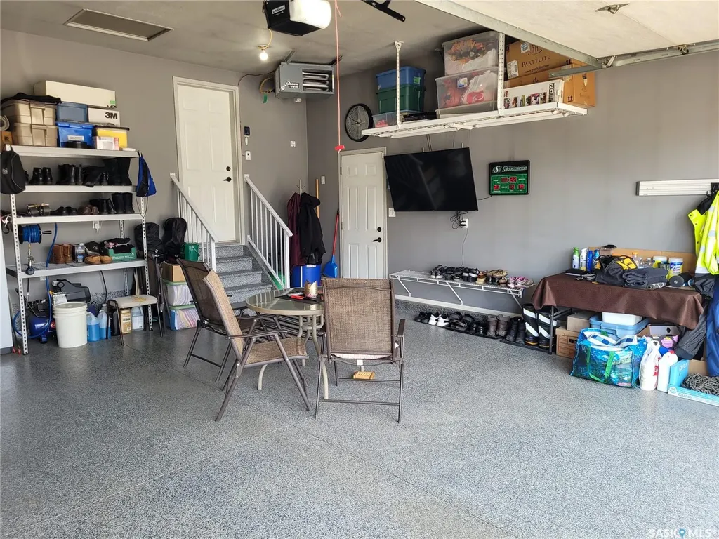 406 Bolton Place Saskatoon SK S7T 0A2