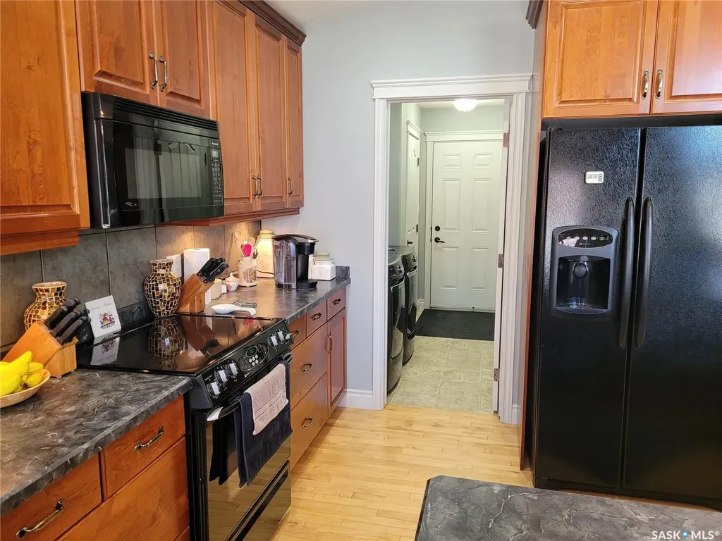 406 Bolton Place Saskatoon SK S7T 0A2