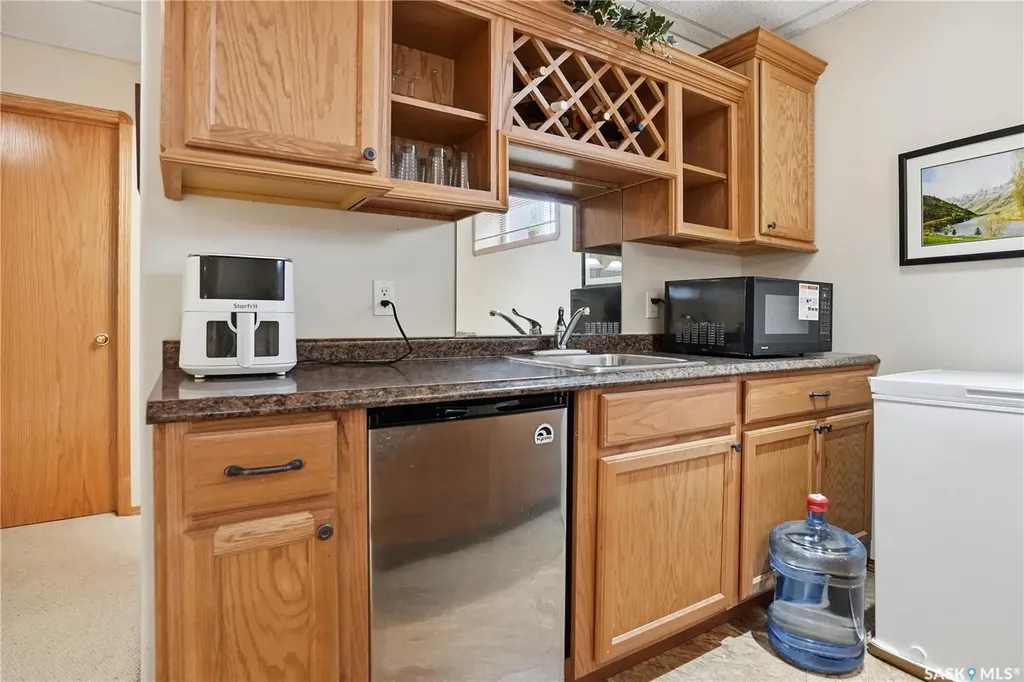 5959 Mallard Way Regina SK S4T 7X6
