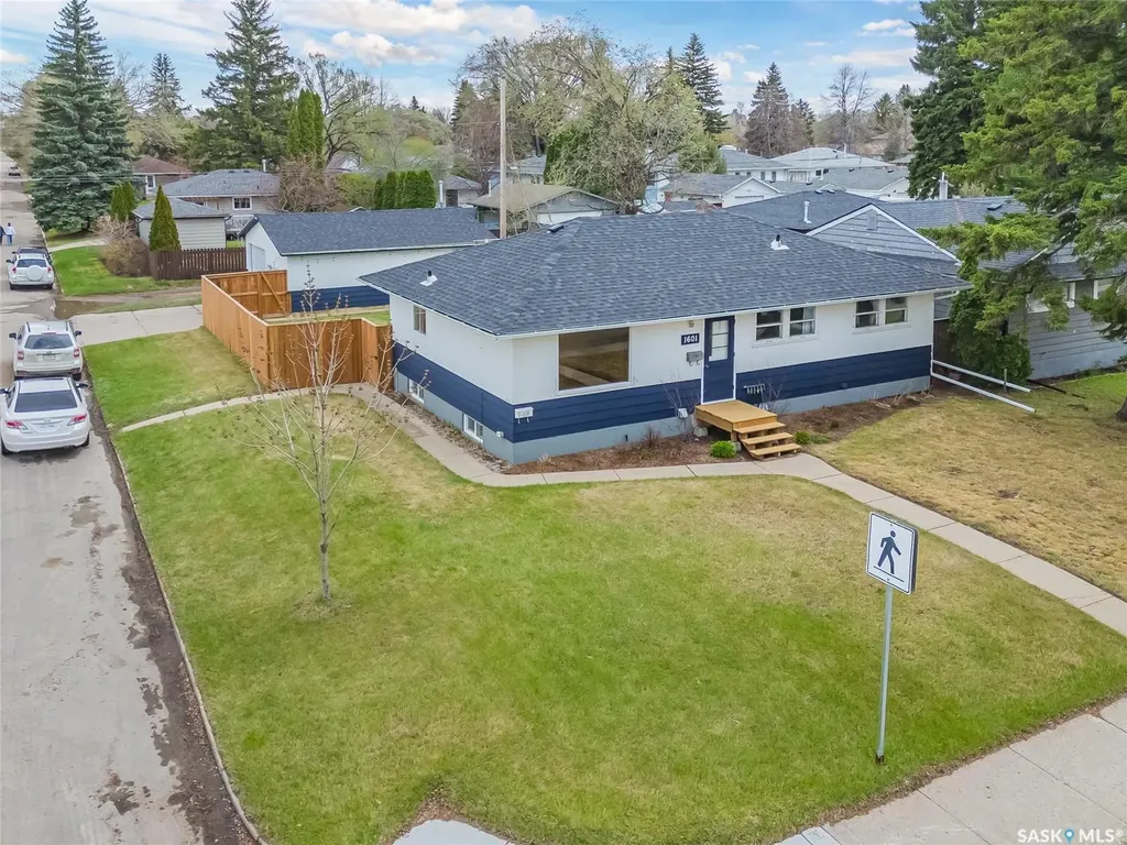 1601 Cumberland Avenue S Saskatoon SK S7H 2M4