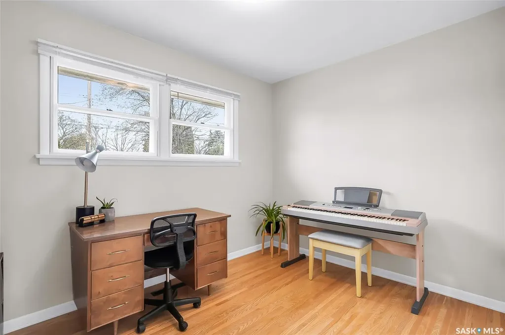 1601 Cumberland Avenue S Saskatoon SK S7H 2M4