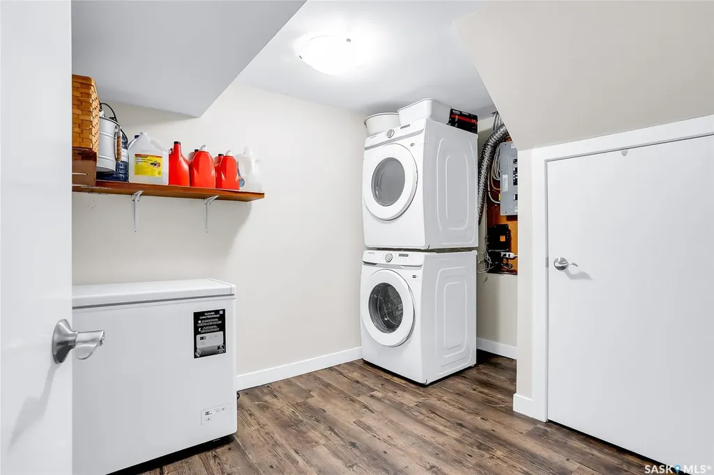 1601 Cumberland Avenue S Saskatoon SK S7H 2M4