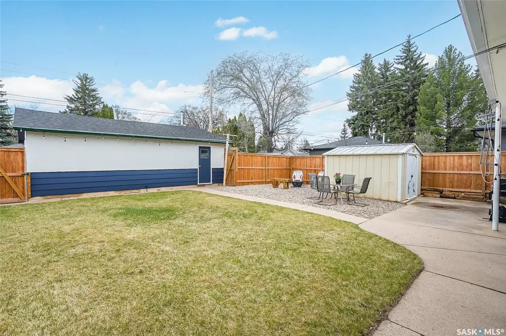 1601 Cumberland Avenue S Saskatoon SK S7H 2M4