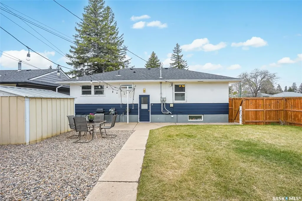 1601 Cumberland Avenue S Saskatoon SK S7H 2M4