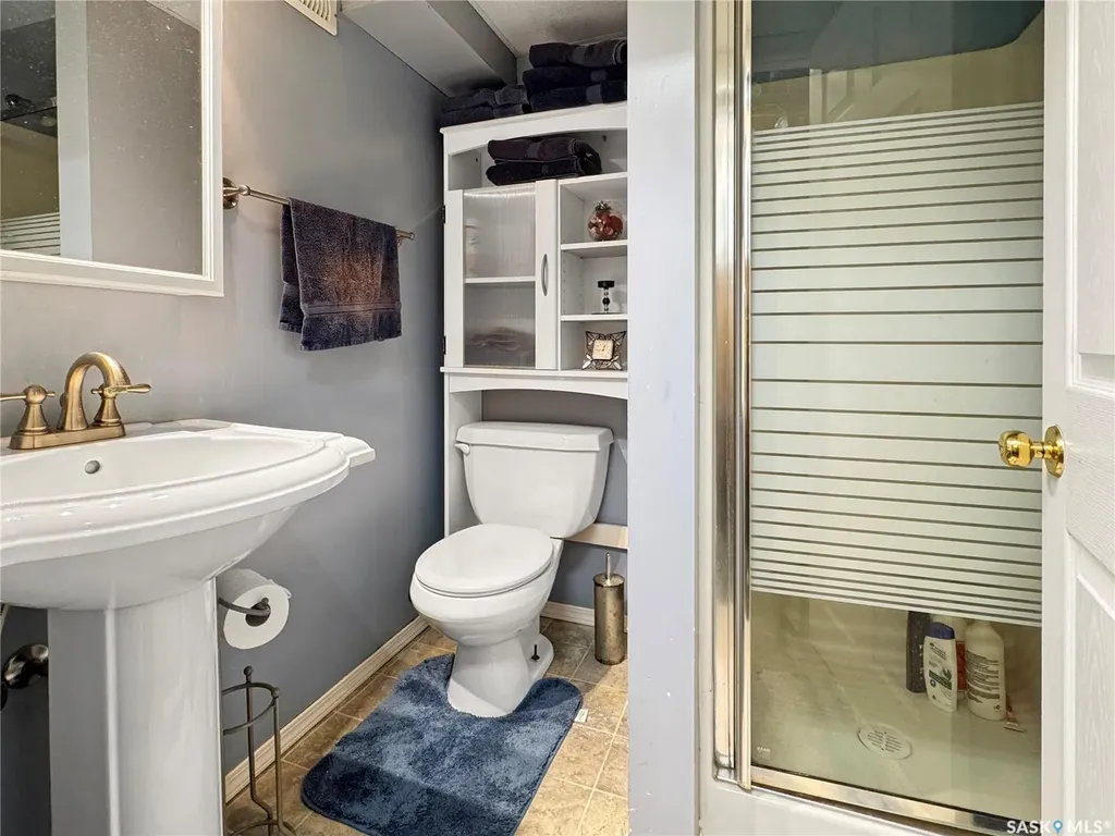 932 113th Street North Battleford SK S9A 2M1