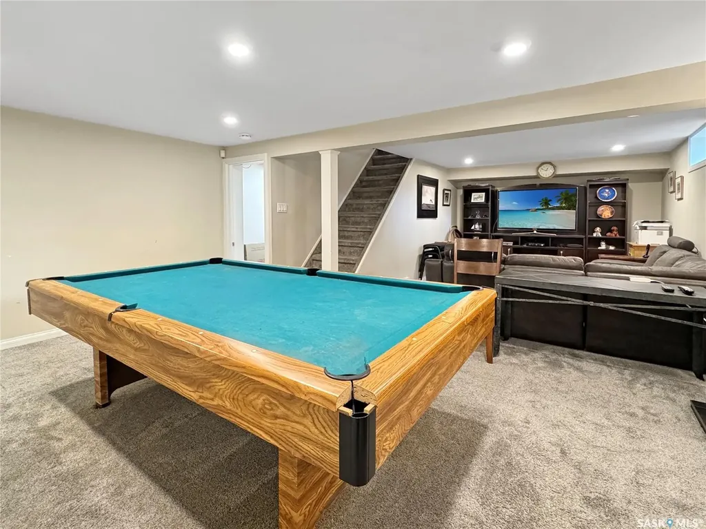 932 113th Street North Battleford SK S9A 2M1