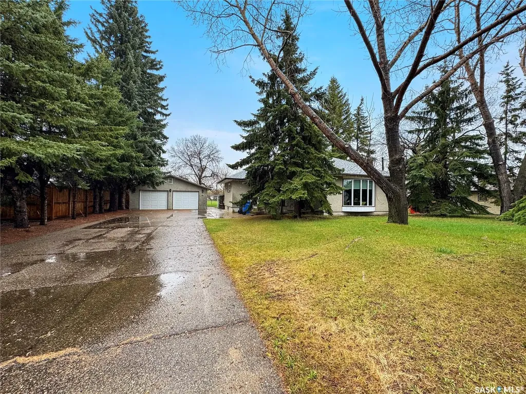 932 113th Street North Battleford SK S9A 2M1