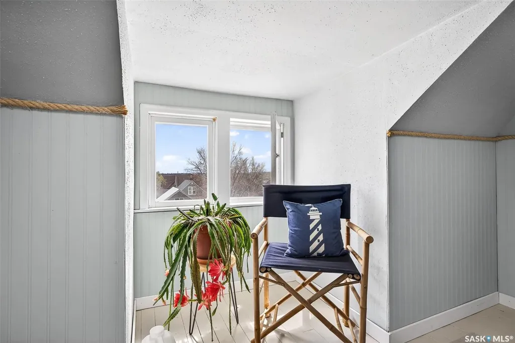 632 Oxford Street W Moose Jaw SK S6H 2P7