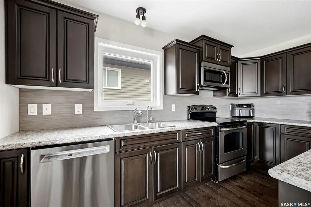 5038 Anthony Way Regina SK S4X 0H4