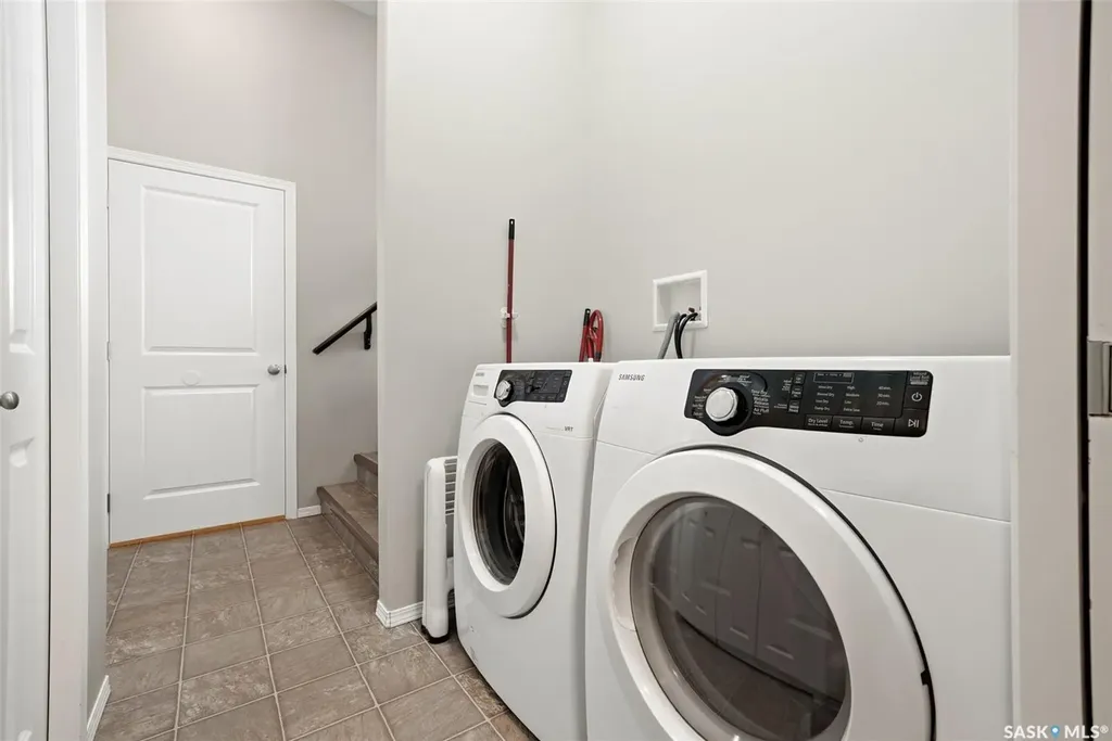 5038 Anthony Way Regina SK S4X 0H4