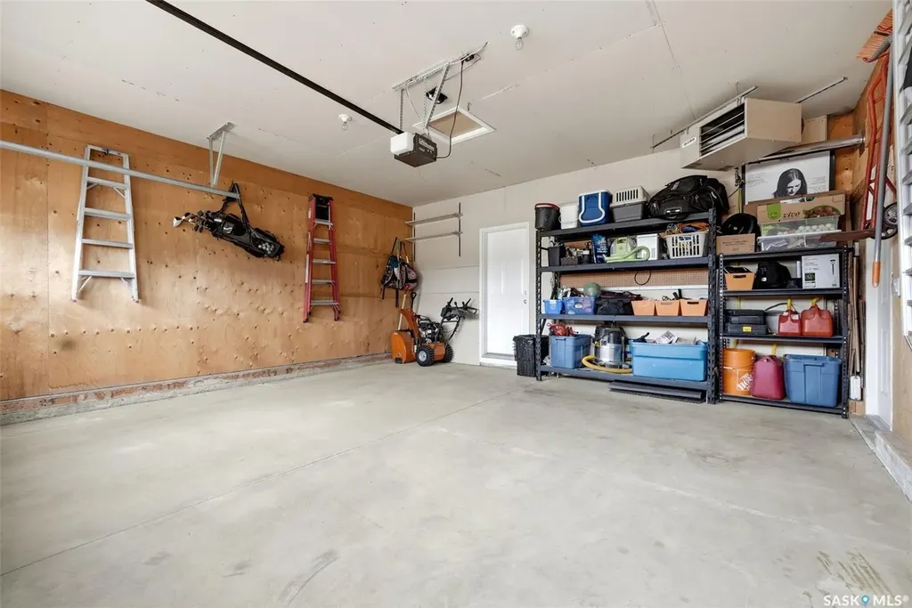 5038 Anthony Way Regina SK S4X 0H4