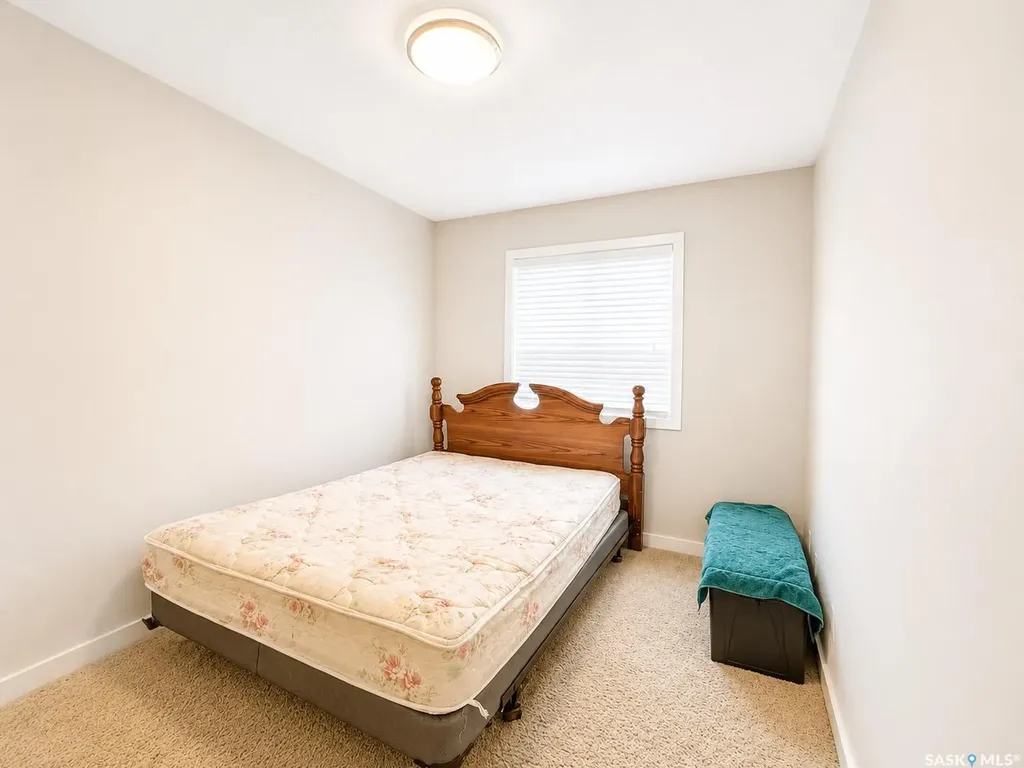 1303 Paton Crescent Saskatoon SK S7W 0B8