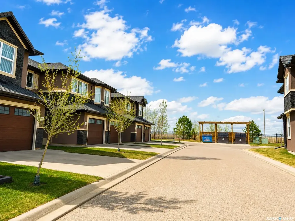 1303 Paton Crescent Saskatoon SK S7W 0B8