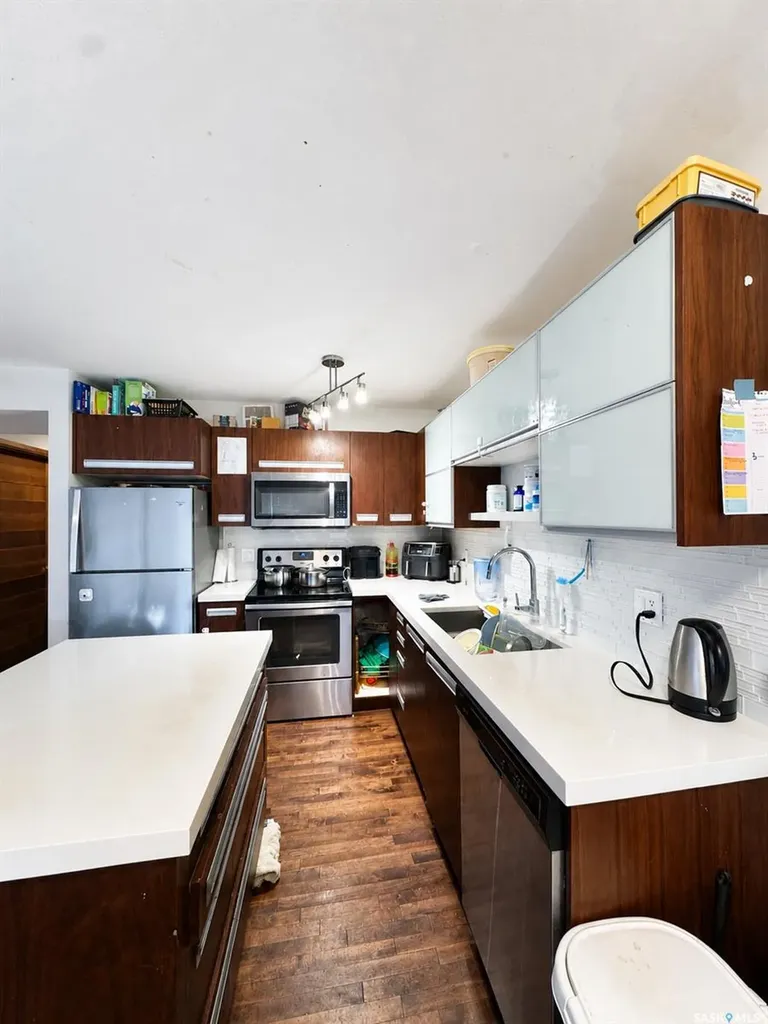 1303 Paton Crescent Saskatoon SK S7W 0B8