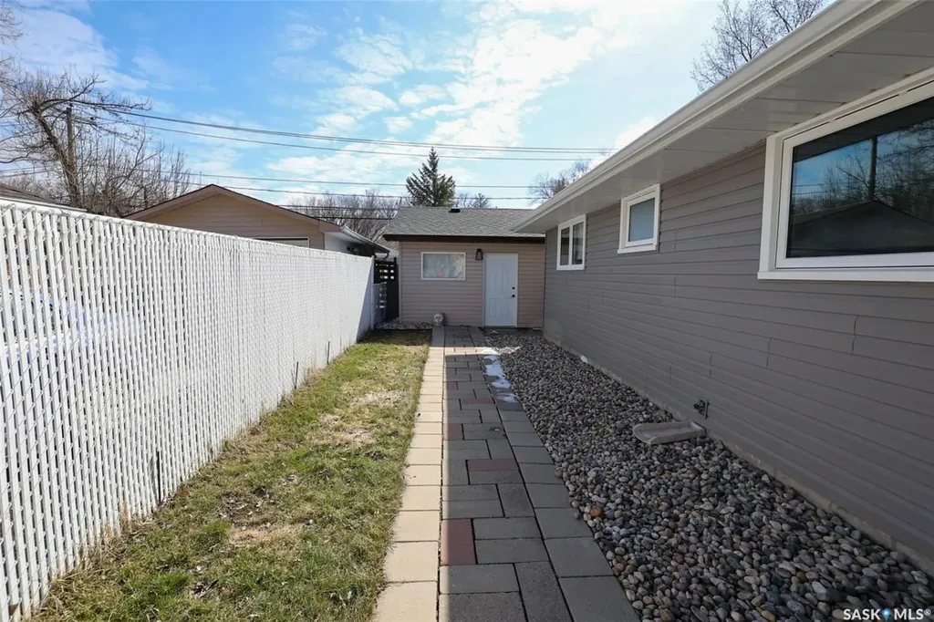 55 Fox Glove Crescent Regina SK S4S 4K8