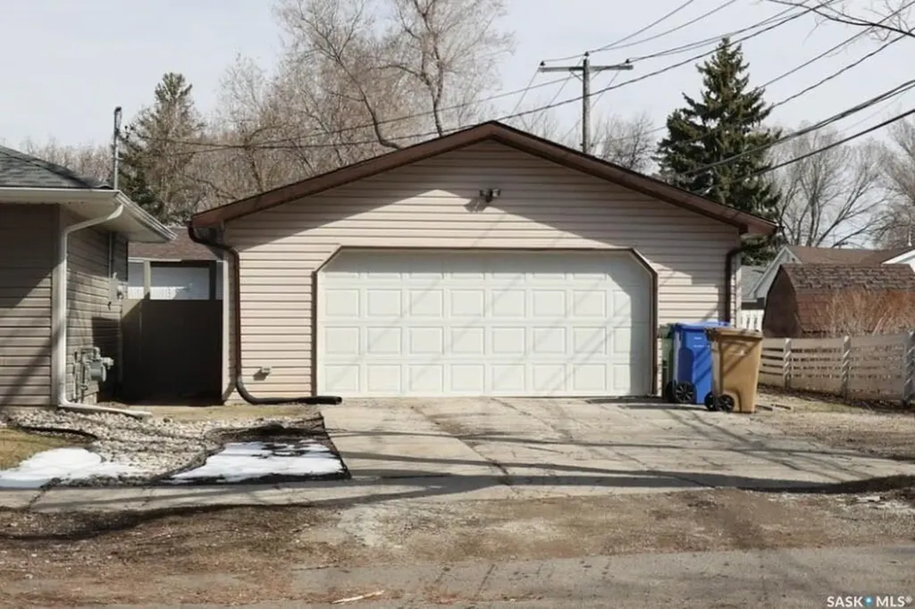 55 Fox Glove Crescent Regina SK S4S 4K8