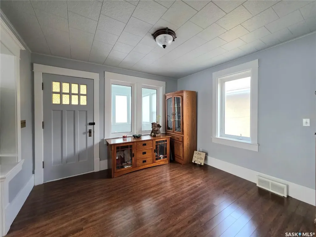 142 10th Avenue W Melville SK S0A 2P0