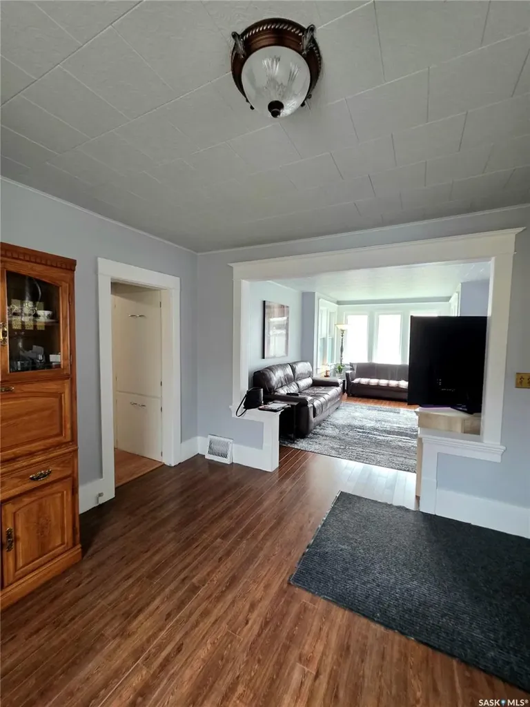 142 10th Avenue W Melville SK S0A 2P0