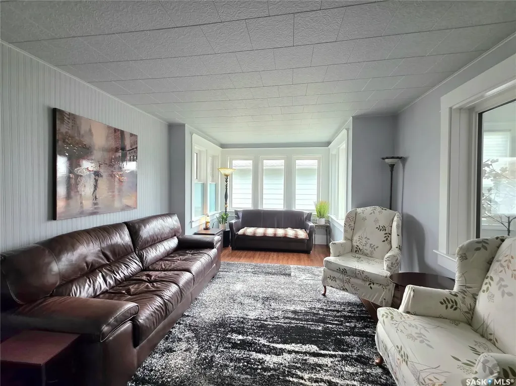 142 10th Avenue W Melville SK S0A 2P0