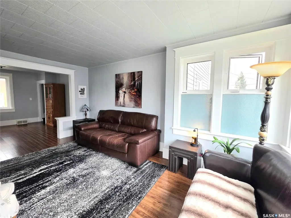 142 10th Avenue W Melville SK S0A 2P0