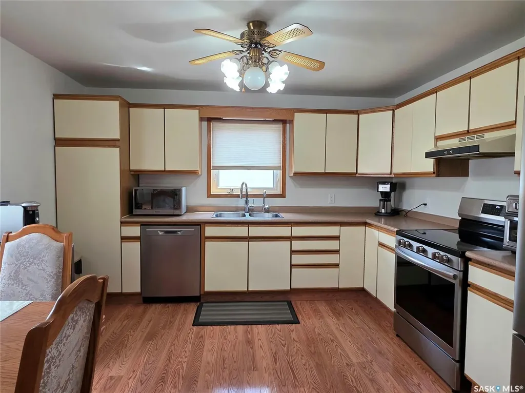 142 10th Avenue W Melville SK S0A 2P0