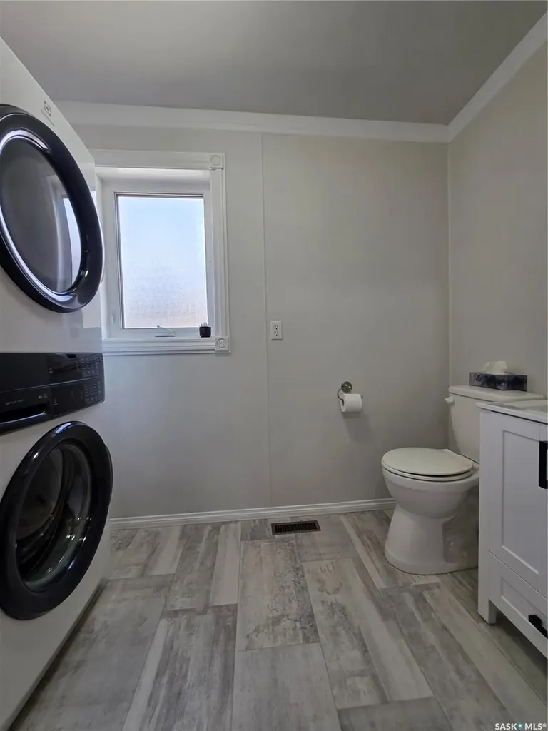 142 10th Avenue W Melville SK S0A 2P0