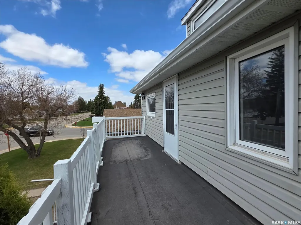 142 10th Avenue W Melville SK S0A 2P0