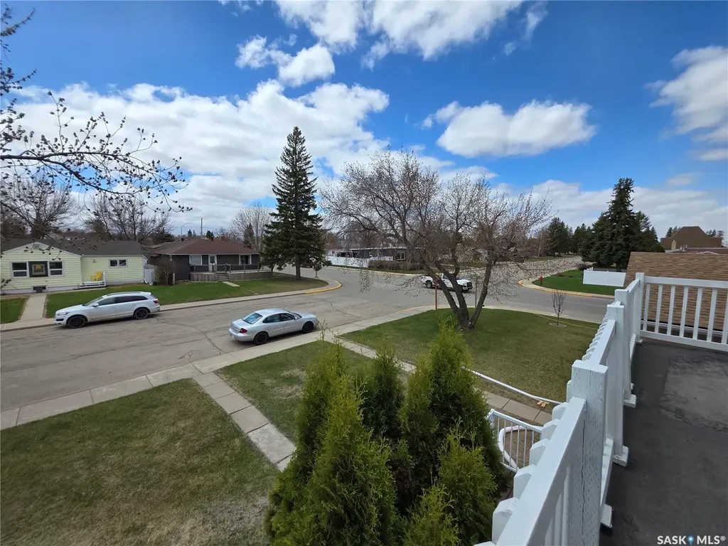 142 10th Avenue W Melville SK S0A 2P0