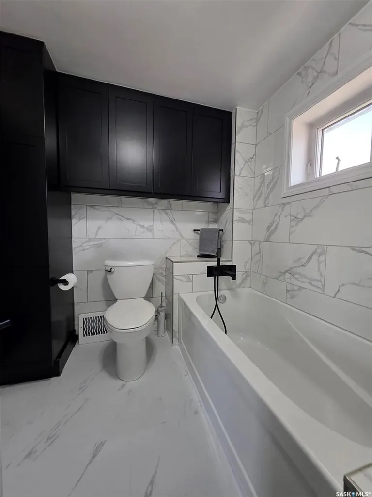 142 10th Avenue W Melville SK S0A 2P0