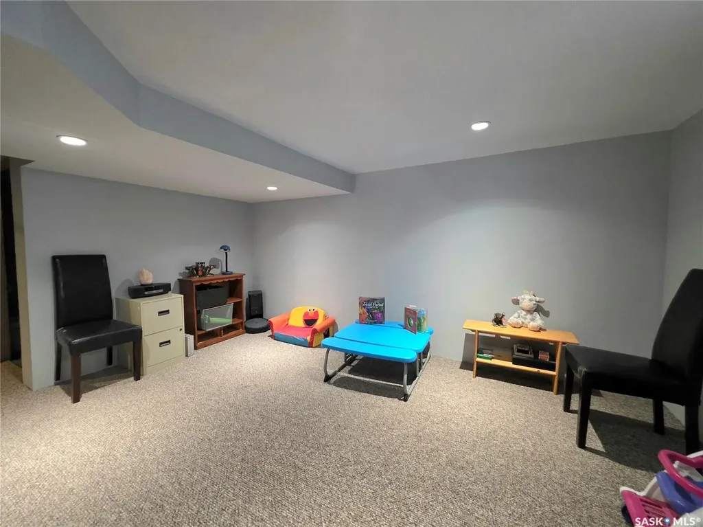 142 10th Avenue W Melville SK S0A 2P0