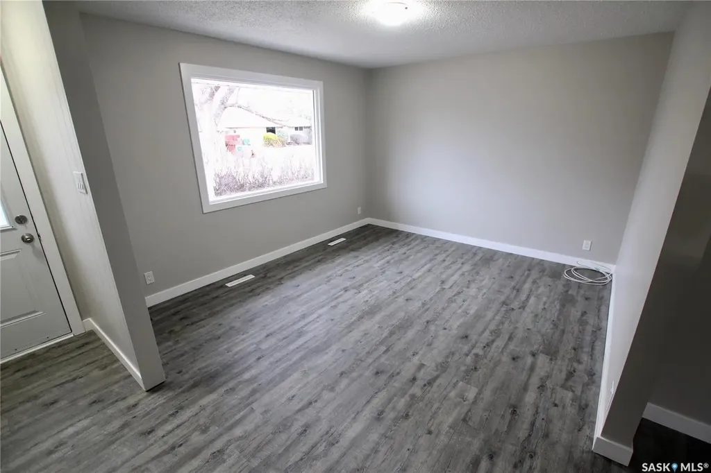 303 Royal Street Regina SK S4R 4Y2