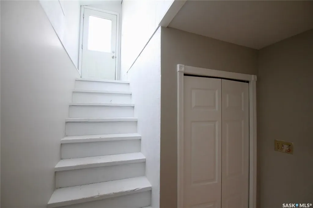 303 Royal Street Regina SK S4R 4Y2