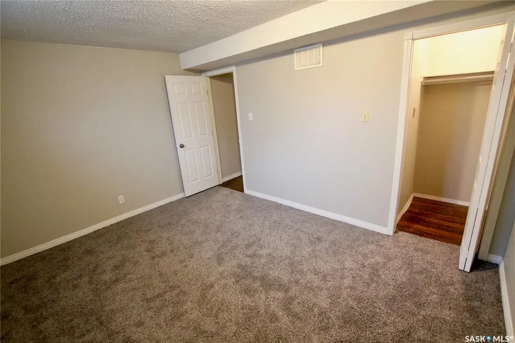 303 Royal Street Regina SK S4R 4Y2