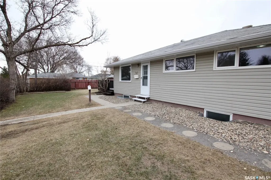 303 Royal Street Regina SK S4R 4Y2