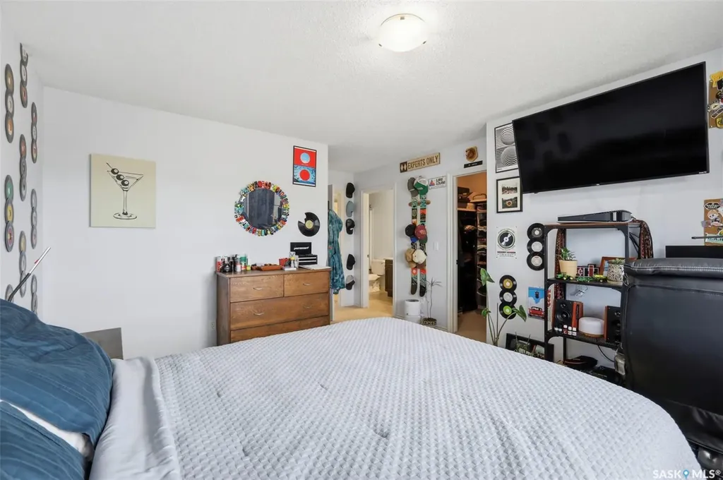 105 Lynd Crescent Saskatoon SK S7T 0C3