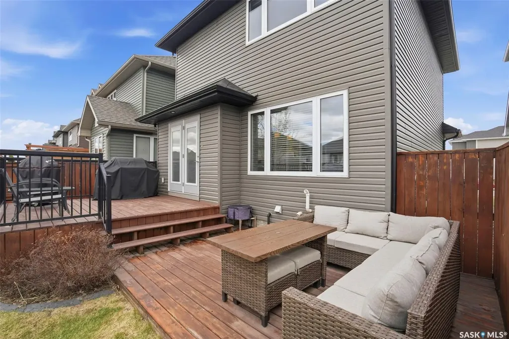 346 Dickson Crescent Saskatoon SK S7T 0T8