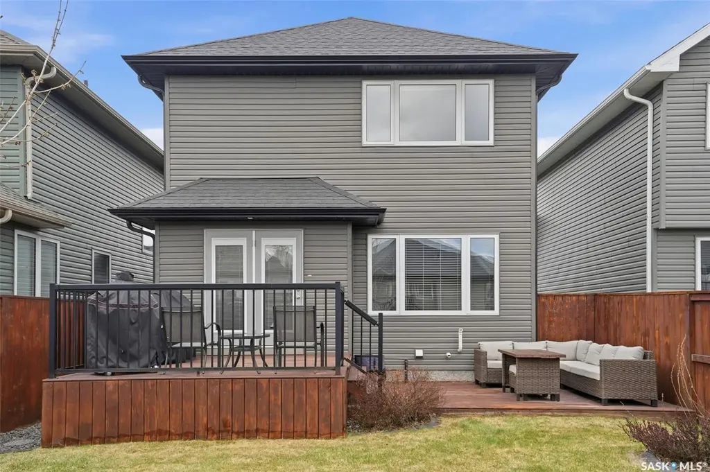 346 Dickson Crescent Saskatoon SK S7T 0T8