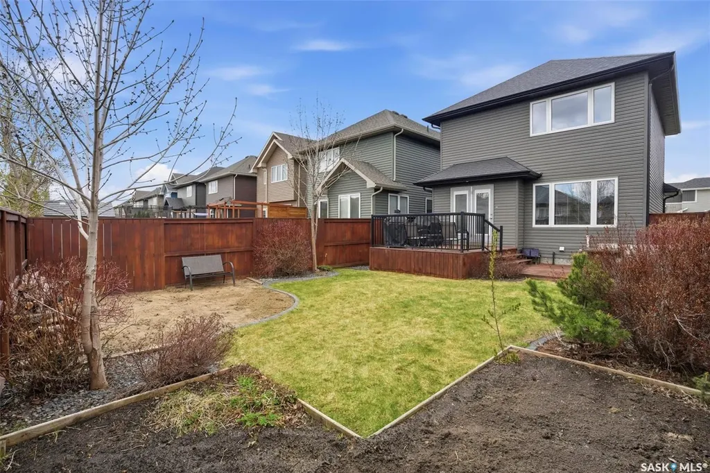 346 Dickson Crescent Saskatoon SK S7T 0T8