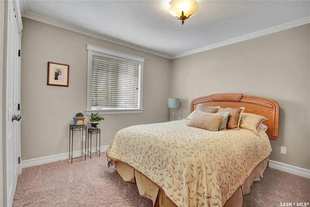 1003 5th Street E Saskatoon SK S7H 1H3
