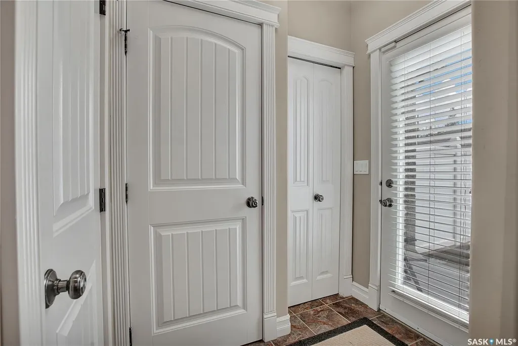 1003 5th Street E Saskatoon SK S7H 1H3