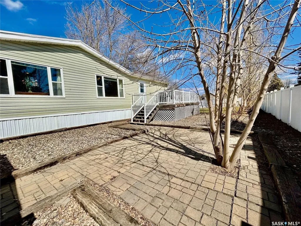 607 Beharrel Street Oxbow SK S0C 2B0