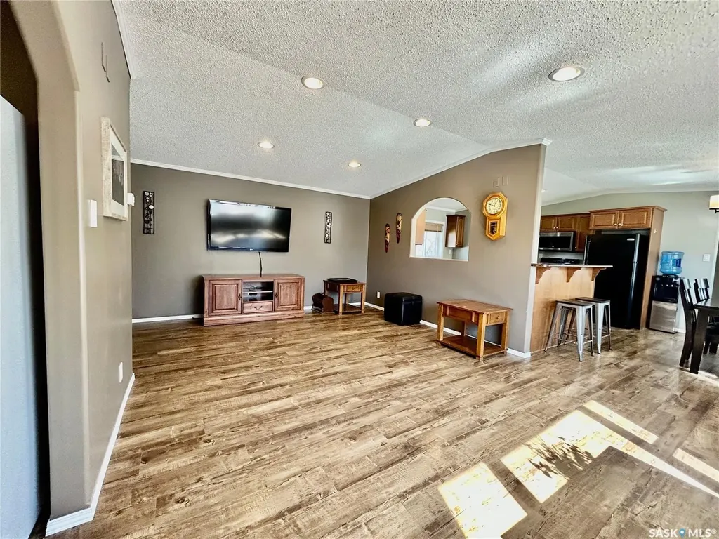 607 Beharrel Street Oxbow SK S0C 2B0