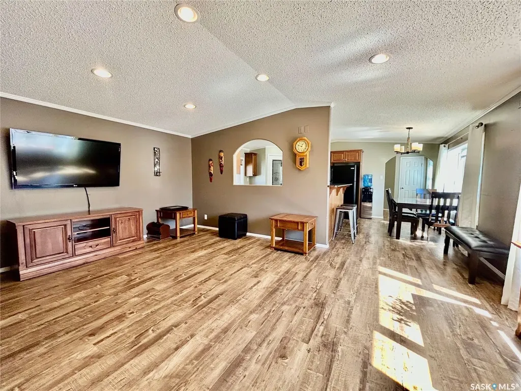 607 Beharrel Street Oxbow SK S0C 2B0