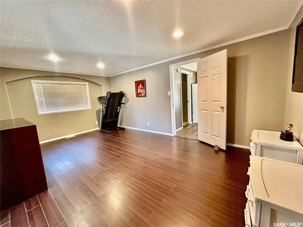 607 Beharrel Street Oxbow SK S0C 2B0