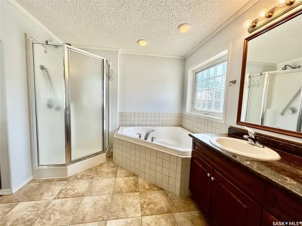 607 Beharrel Street Oxbow SK S0C 2B0